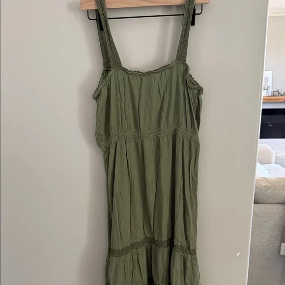 Aerie Sage Green Lace Midi Dress - Picture 4 of 4